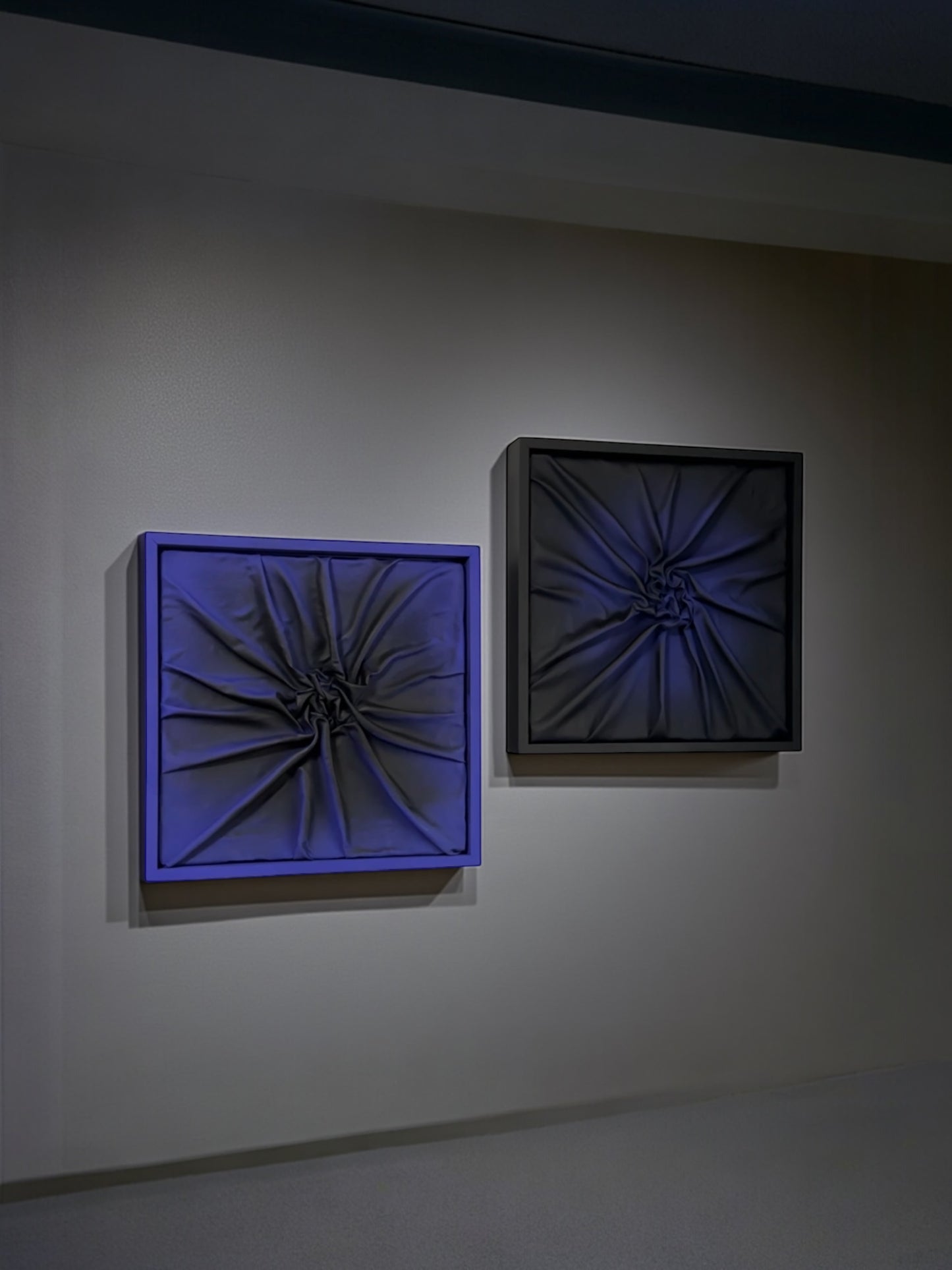 Klein Blue ₺ Black